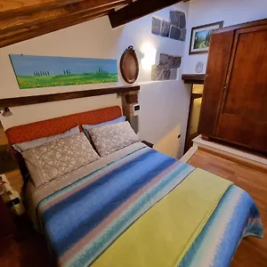 https://casetta-giulia.it-tuscanyhotel.com