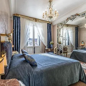 https://ca-degli-specchi-grand-canal.hotelinveneto.com